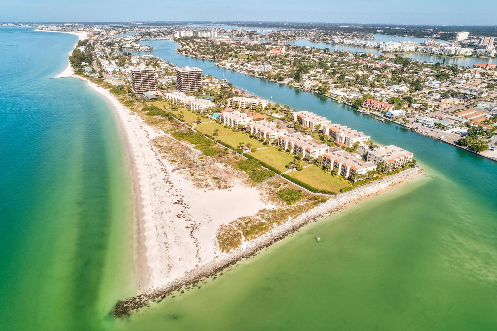 Land'S End 5-204 Gulf-Bay Front - Premier Villa St. Pete Beach Exterior photo